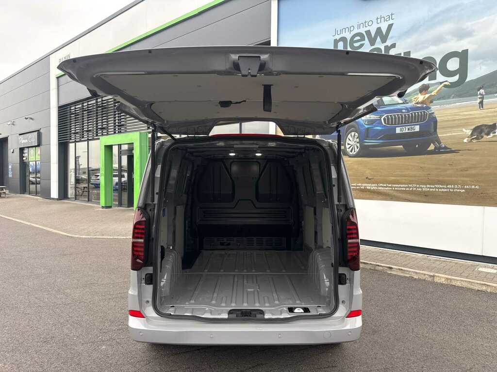 Volkswagen Transporter 2.0 Tdi 150Ps Commerce Pro Van Panel Van #23