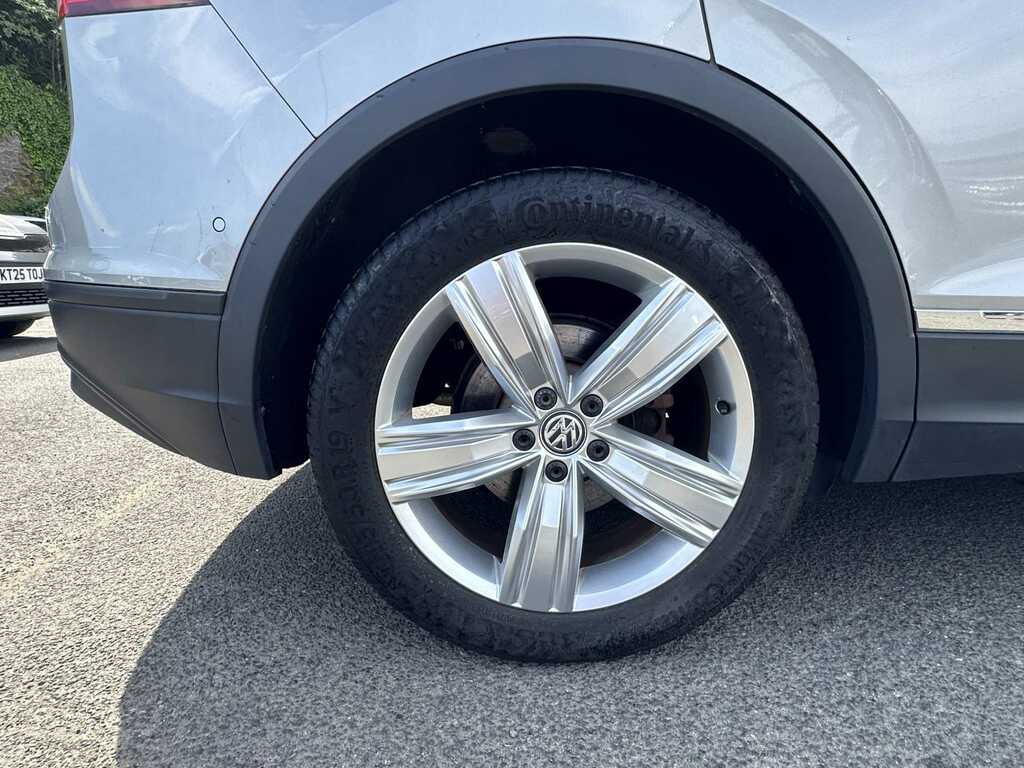 Volkswagen Tiguan R-line Tech White #3