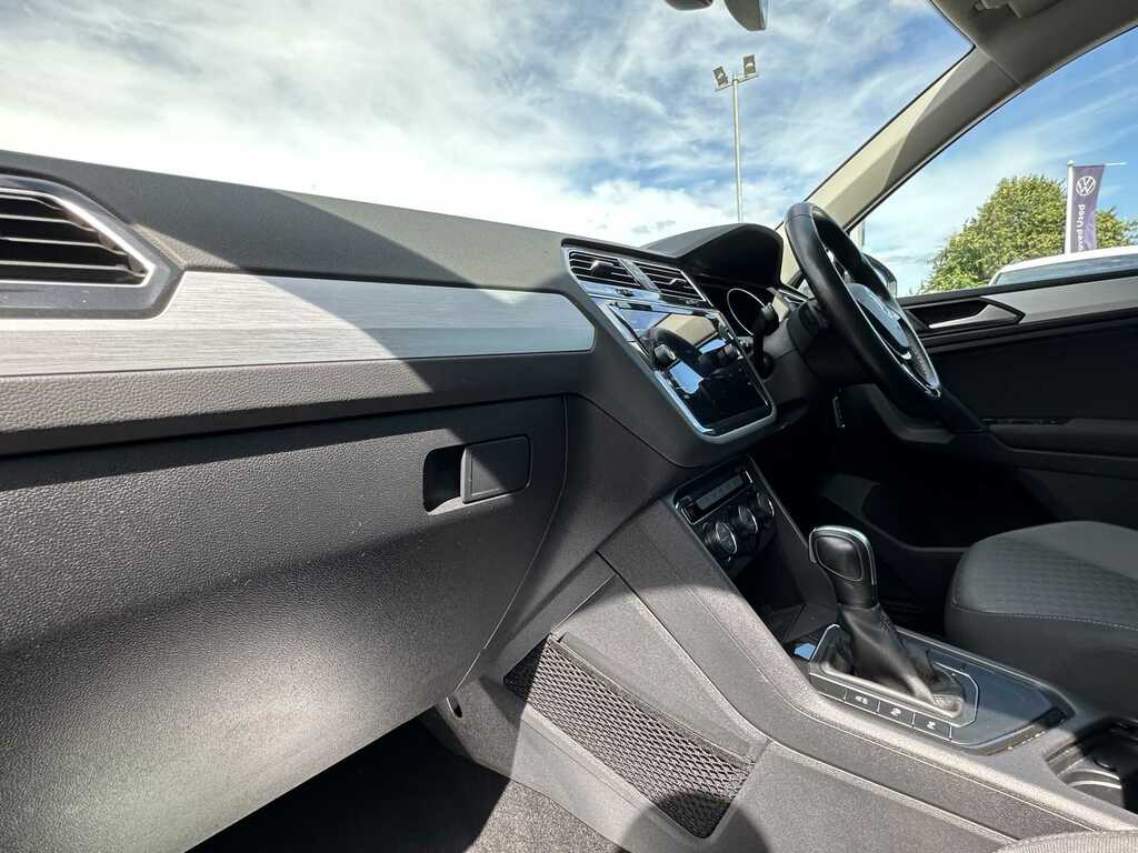 Volkswagen Tiguan R-line Tech White #21