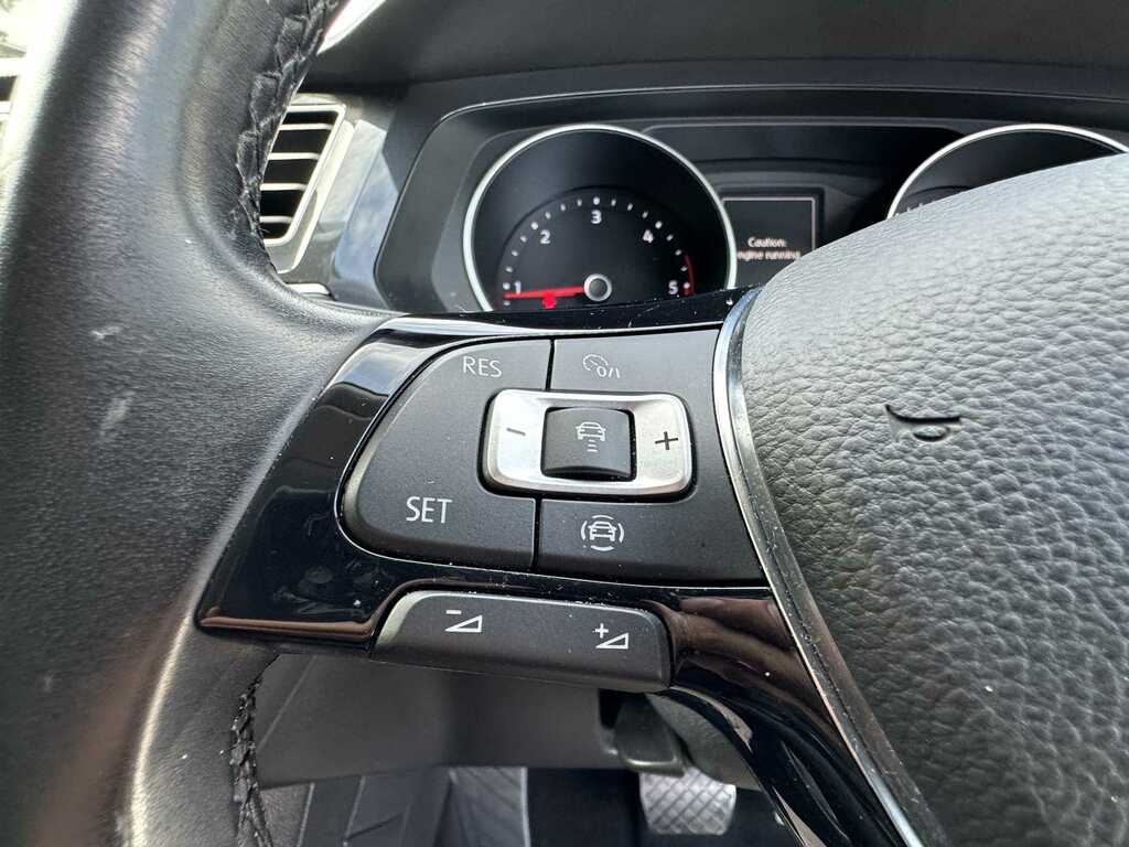 Volkswagen Tiguan R-line Tech White #17