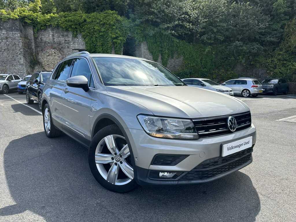 Volkswagen Tiguan R-line Tech White #1