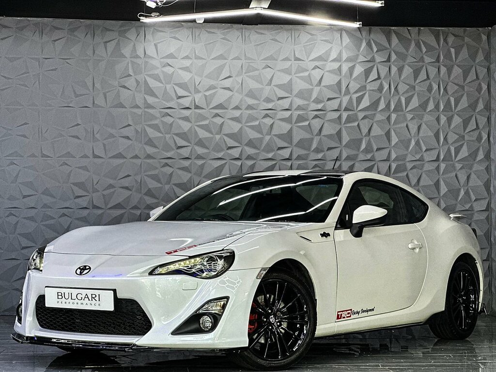 Toyota GT86 Boxer D-4s U938 Ulez White