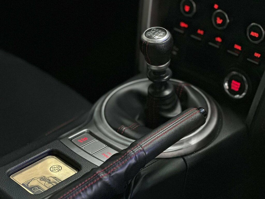 Toyota GT86 2.0 Boxer D-4s Euro 5 Black #42