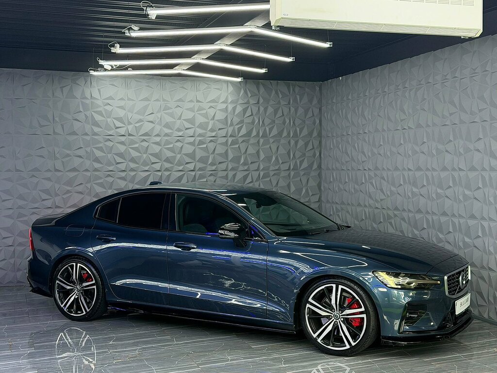 Volvo S60 2.0 T5 R-design Edition Saloon Eur Red #7