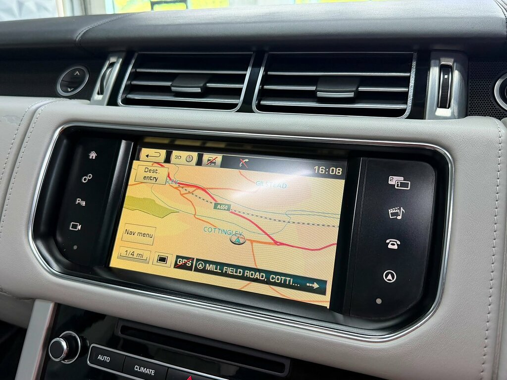 Land Rover Range Rover Range Rover Evoque Se Tech Td4 White #33