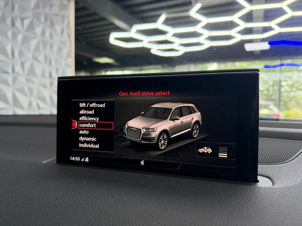 Audi Q7 3.0 Tdi Quattro Black Edition 269 Bhp Black #23