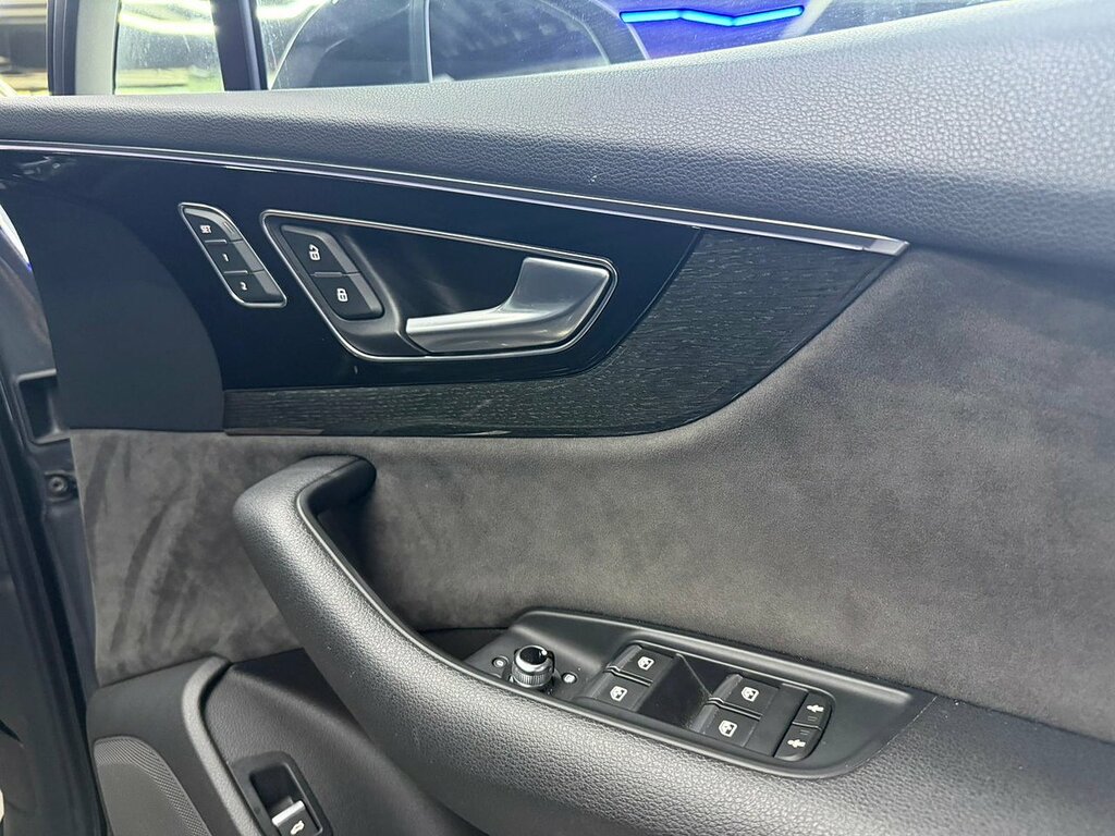 Audi Q7 3.0 Tdi Quattro Black Edition 269 Bhp Black #31
