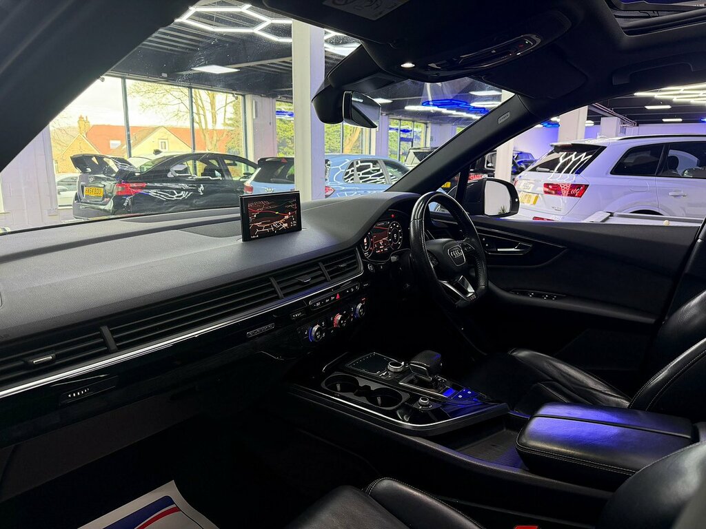 Audi Q7 3.0 Tdi Quattro Black Edition 269 Bhp Black #37
