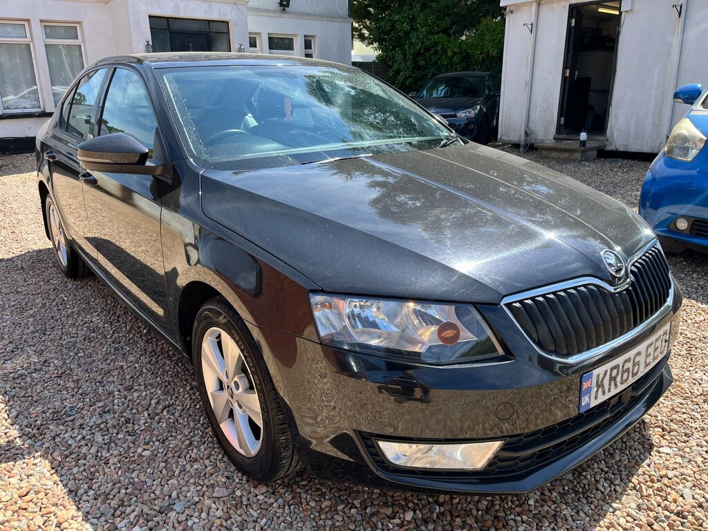 Skoda Octavia 1.4 Tsi Se L Hatchback Euro 6 S KR66EEO Black #3