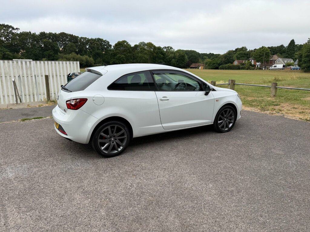 Seat Ibiza 1.4 Tsi Act Fr Edition Sport Coupe Manu White #3