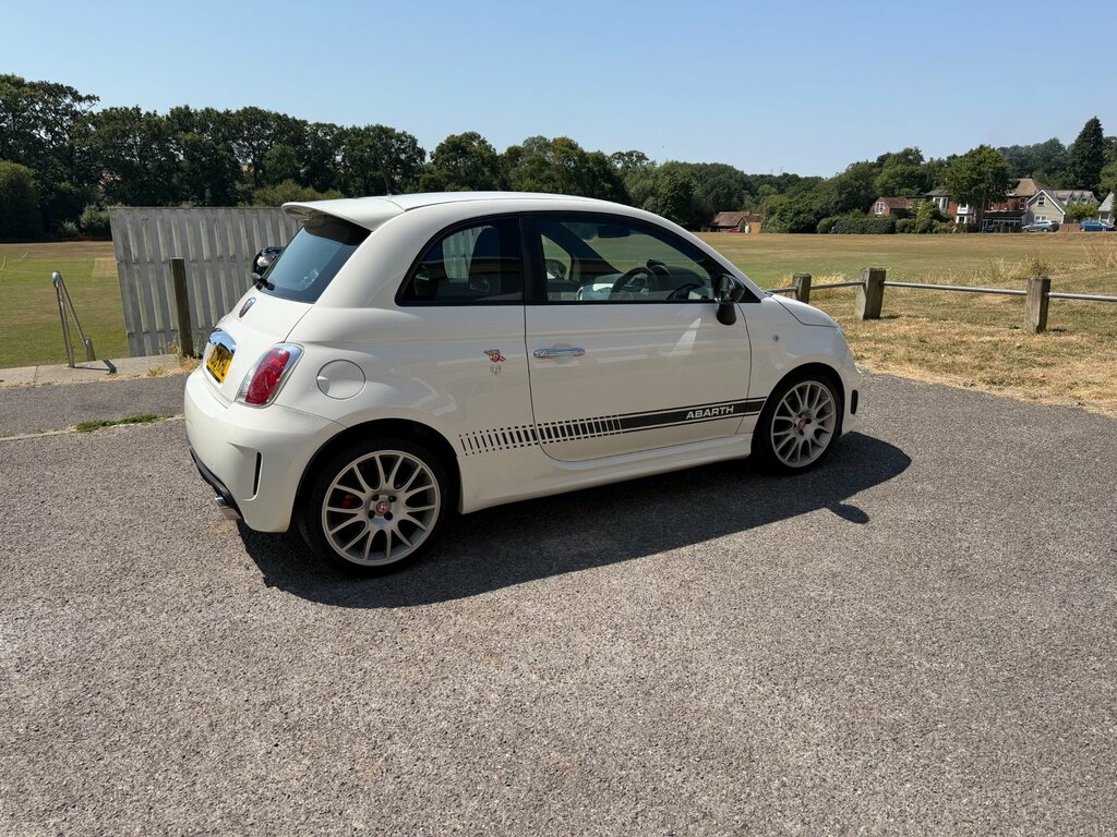 Abarth 595 1.4 T-jet Trofeo Hatchback Euro White #3
