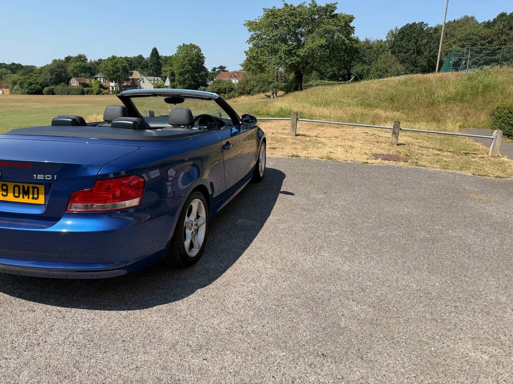 BMW 1 Series 2.0 116I Sport Euro 5 Black #26