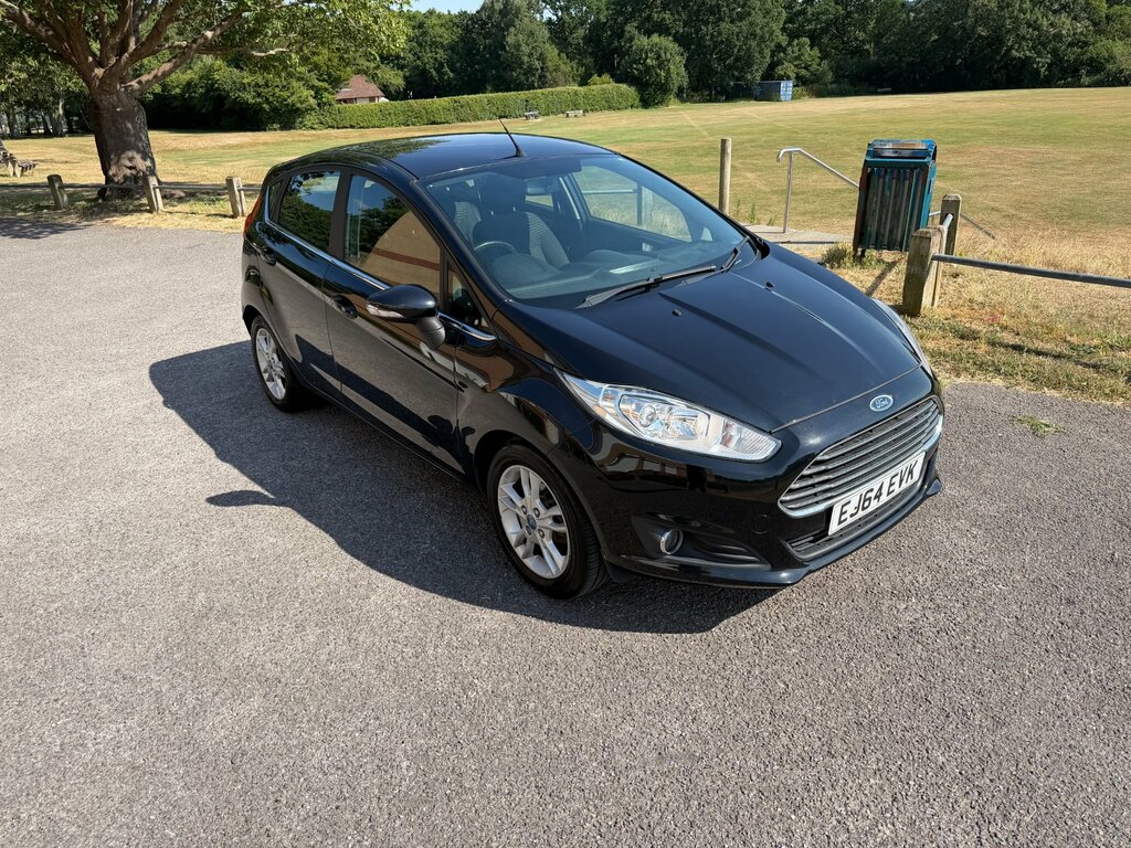 Ford Fiesta 1.25 Zetec Hatchback Euro 5 82 Black