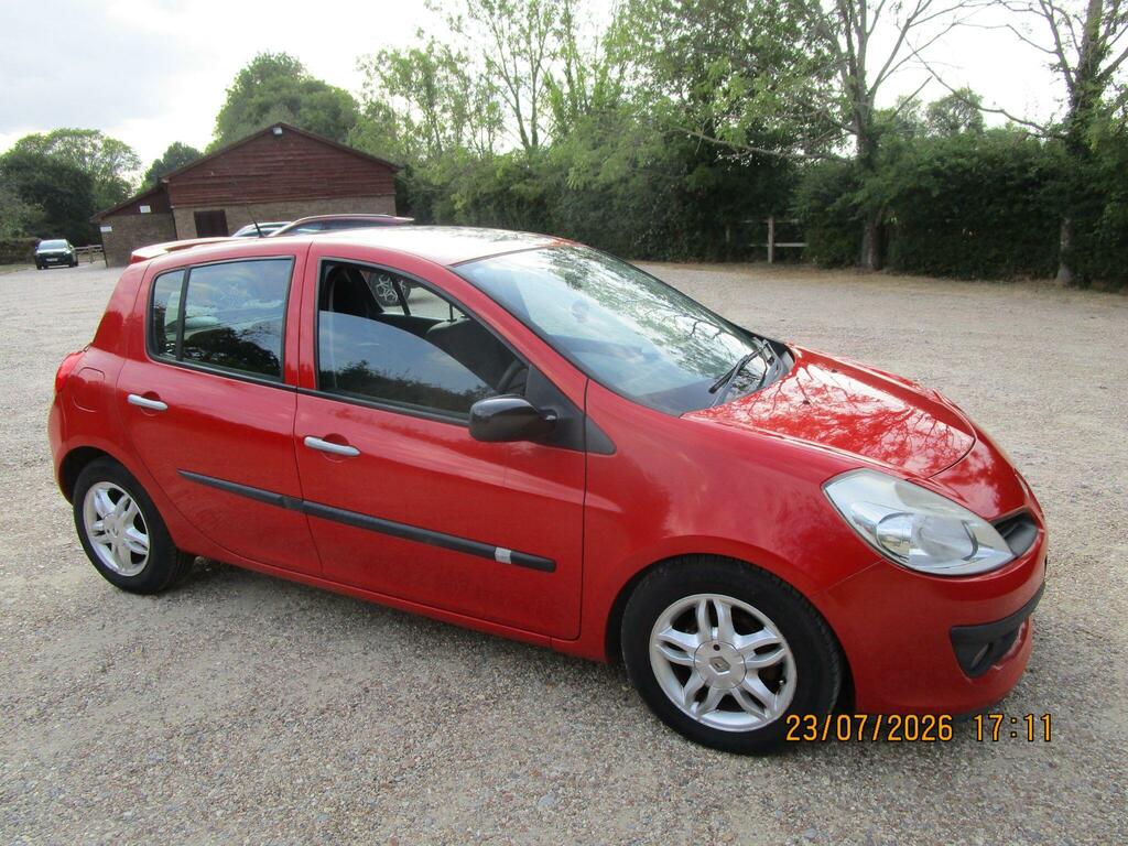 Renault Clio 1.2 16V Extreme Hatchback Black #1