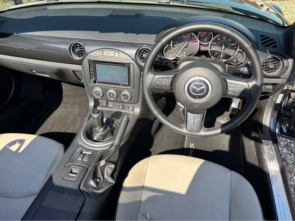 Mazda MX-5 Coupe #9