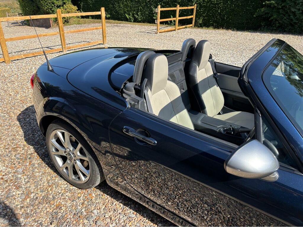 Mazda MX-5 Coupe #12