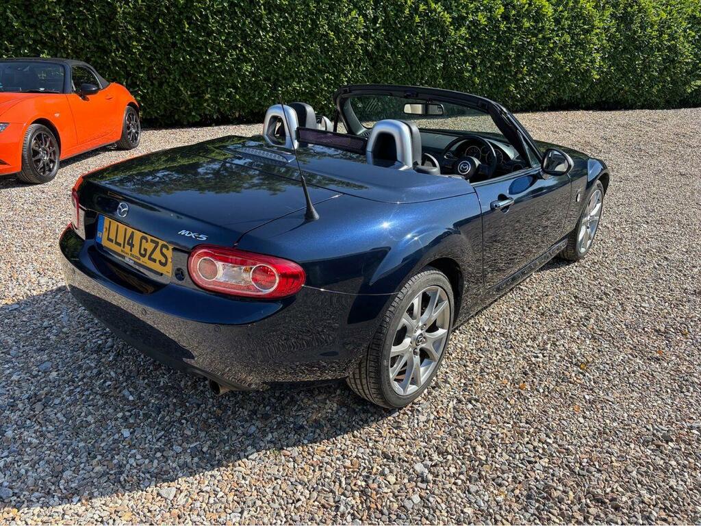 Mazda MX-5 Coupe #11