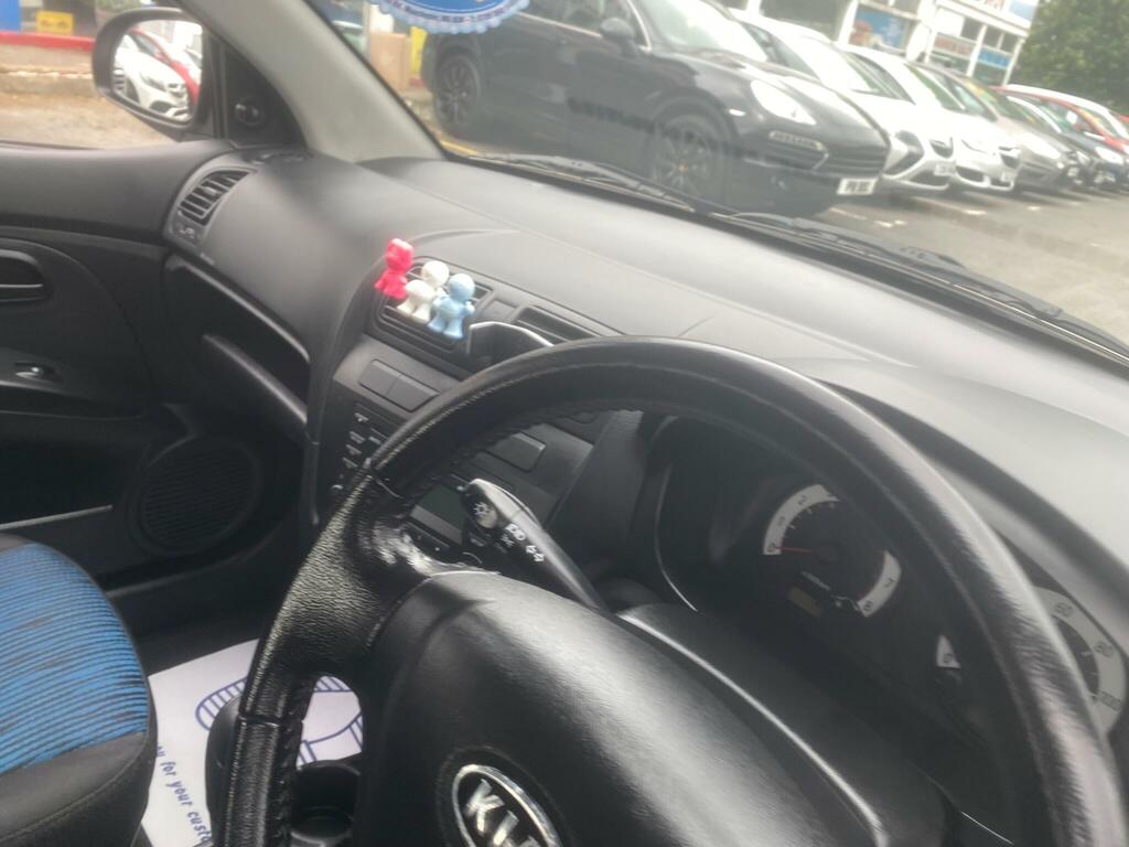 Kia Picanto 1 With 30 Road Tax Silver #59