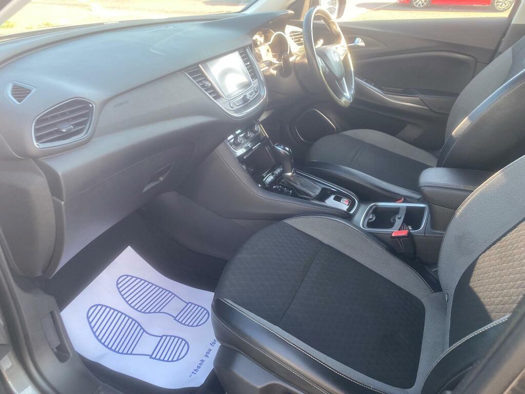 Vauxhall Grandland X 1.2 Turbo Sport Nav White #38
