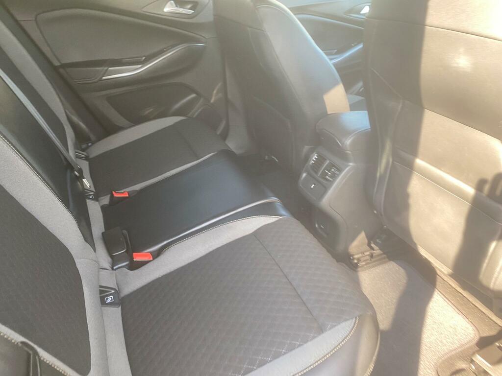 Vauxhall Grandland X 1.2 Turbo Sport Nav White #51