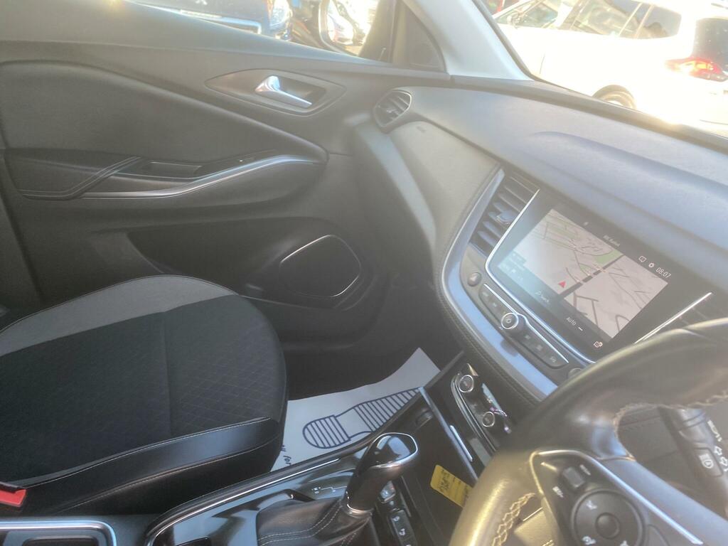 Vauxhall Grandland X 1.2 Turbo Sport Nav White #57