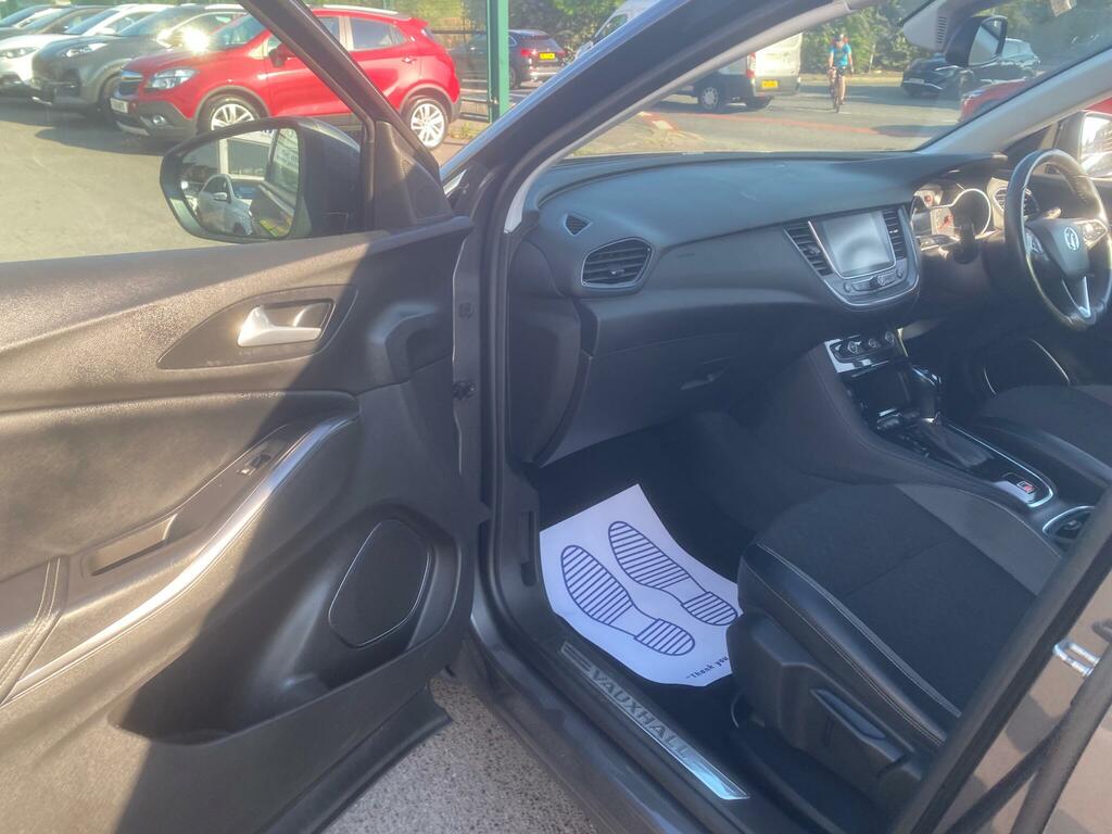 Vauxhall Grandland X 1.2 Turbo Sport Nav White #30