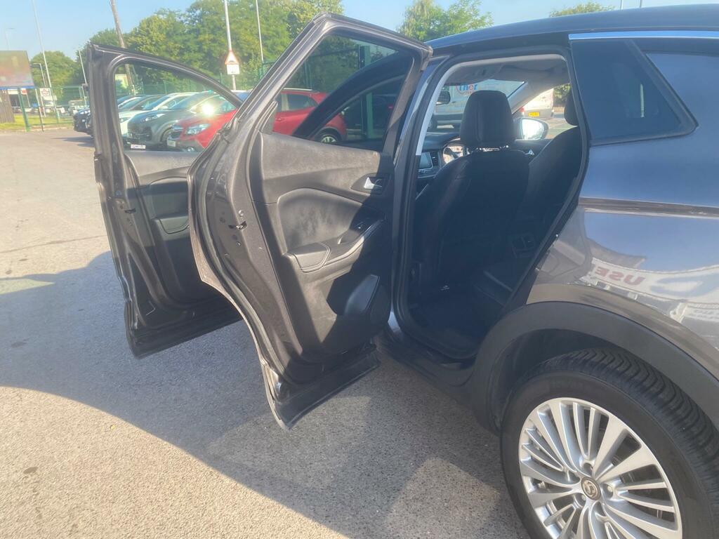 Vauxhall Grandland X 1.2 Turbo Sport Nav White #42