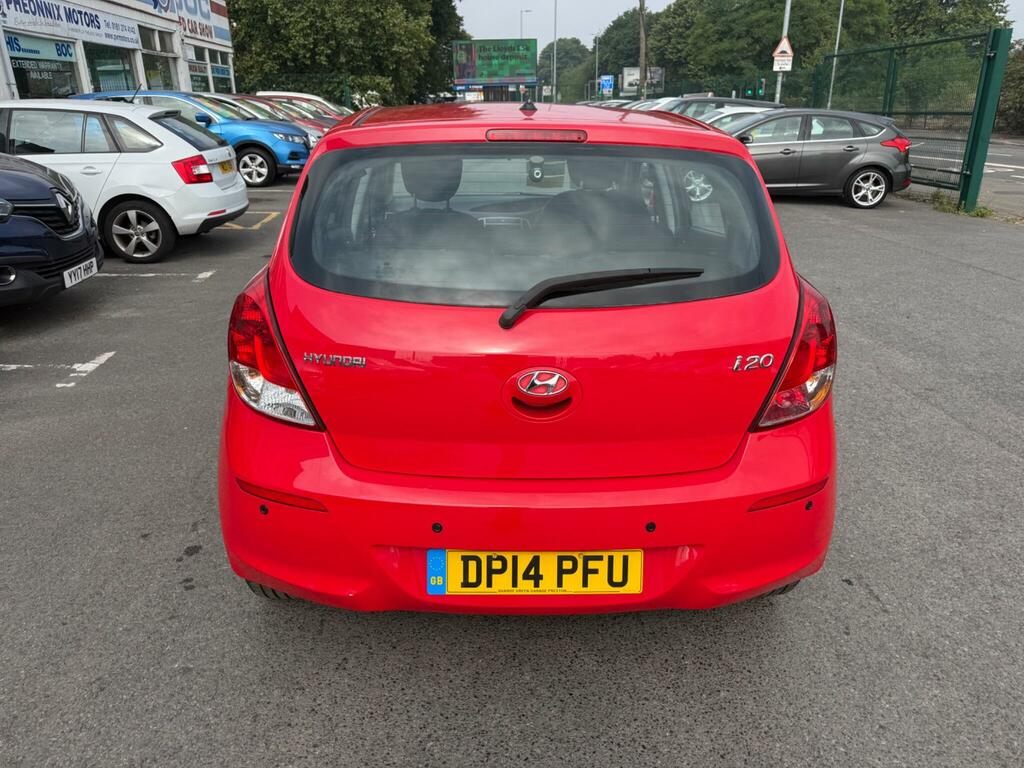 Hyundai I20 Active Red #6