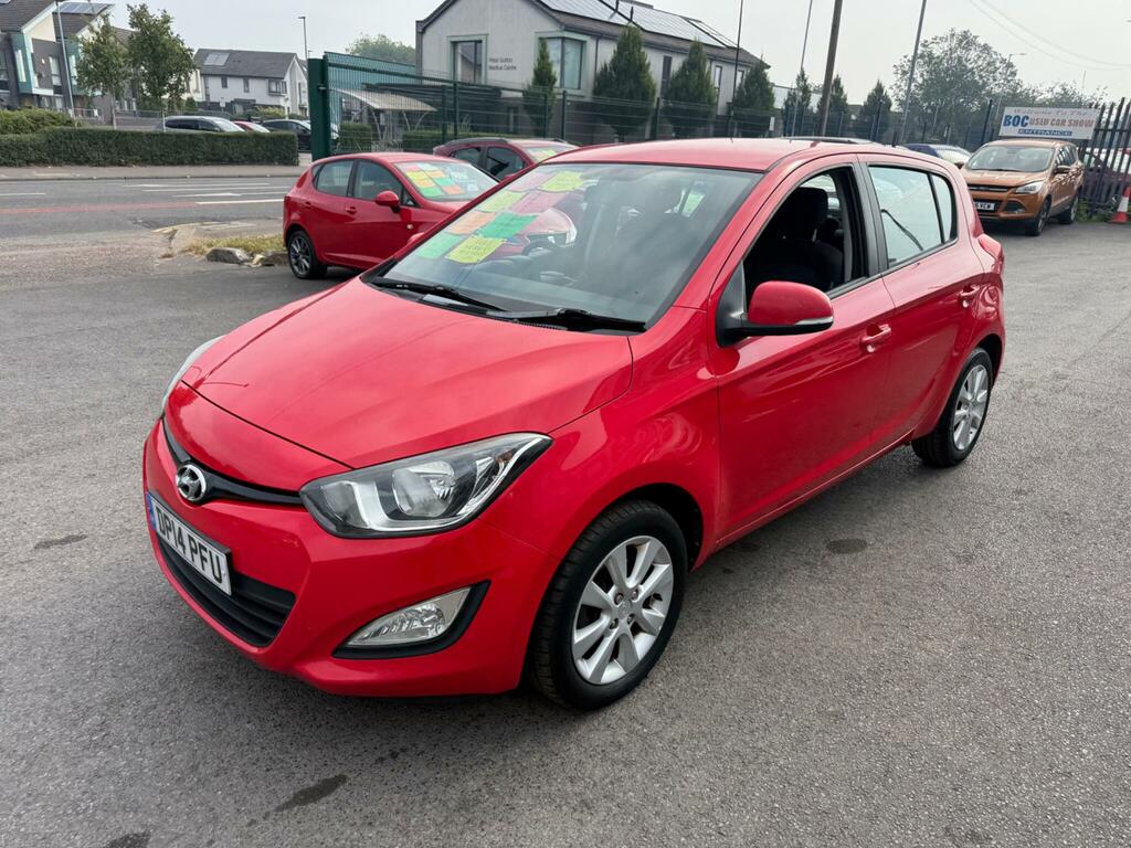 Hyundai I20 Active Red #3