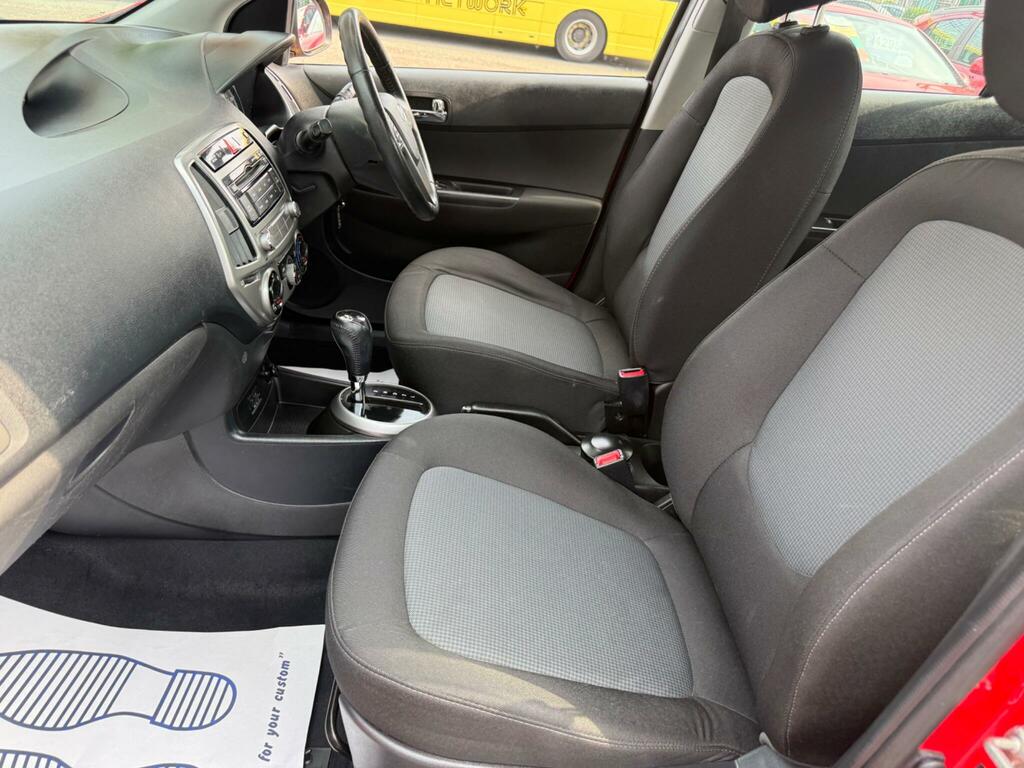 Hyundai I20 Active Red #27