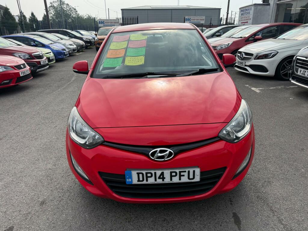 Hyundai I20 Active Red #2