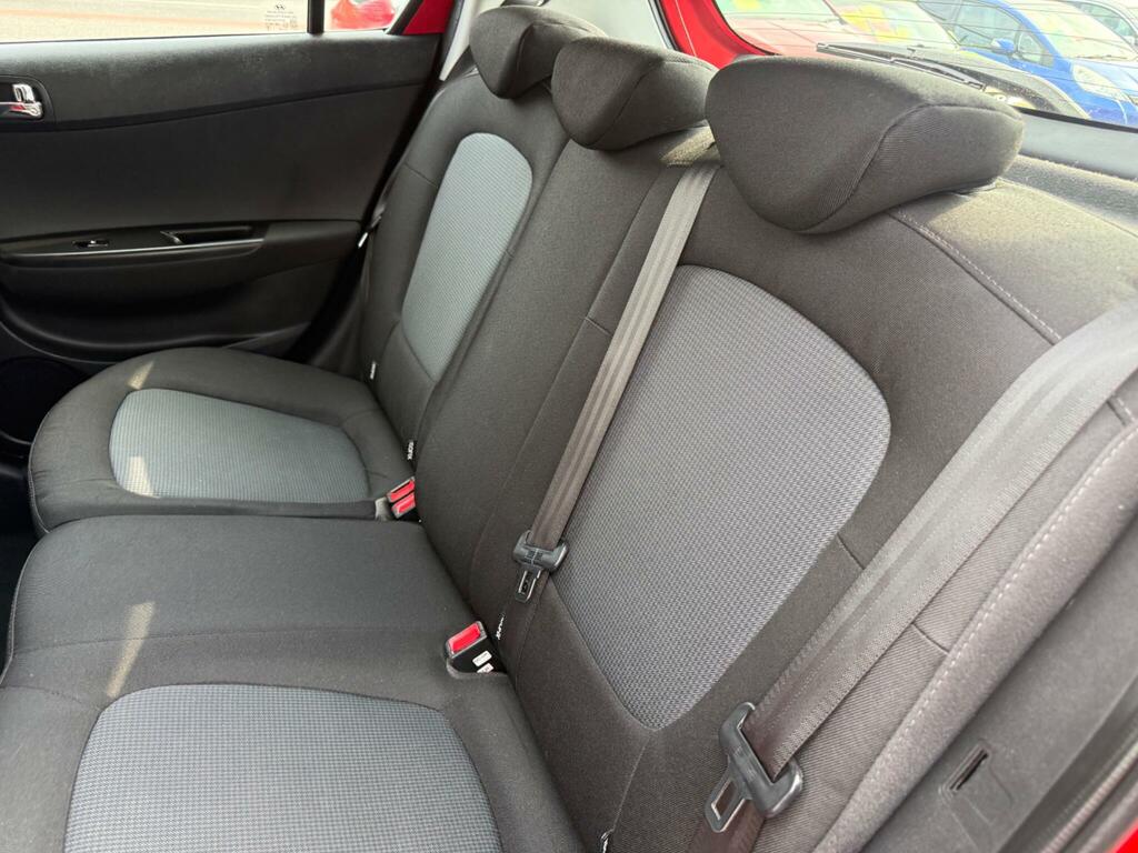 Hyundai I20 Active Red #24