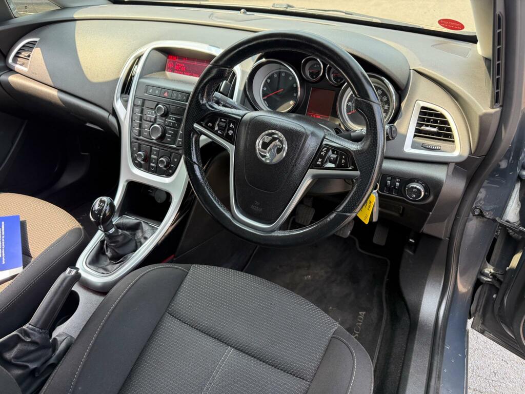 Vauxhall Astra  Silver #13