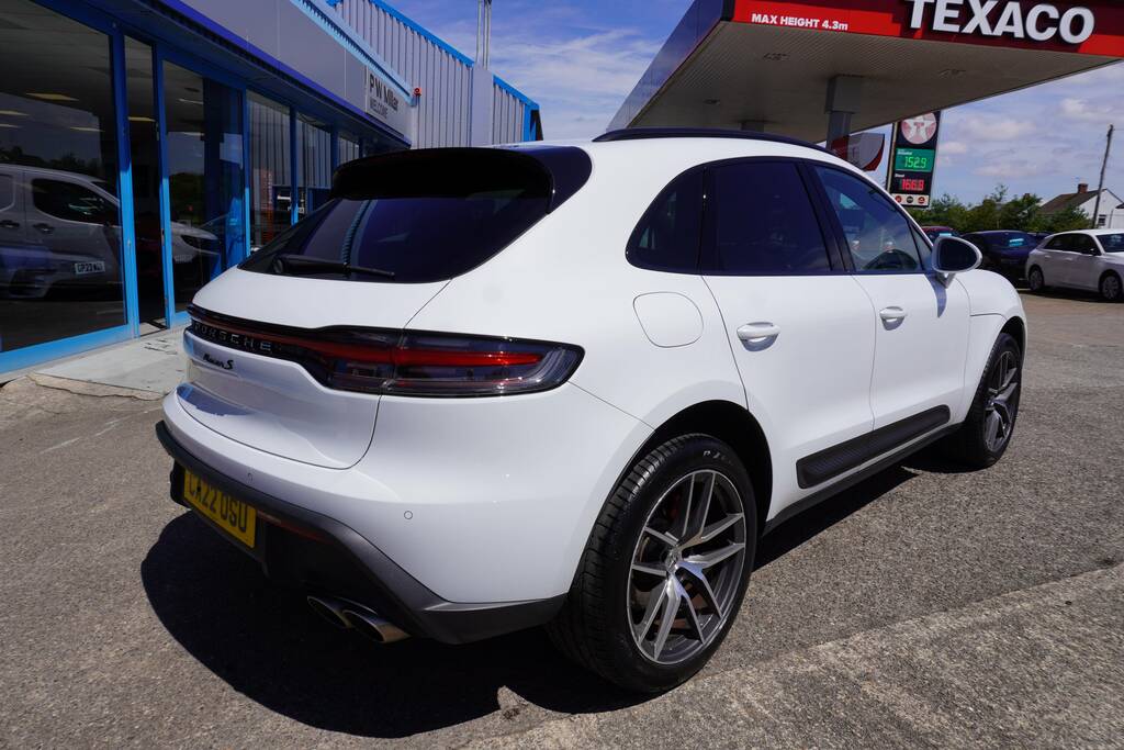 Porsche Macan 2.9T V6 S Pdk 4Wd Euro 6 Ss 5Dr, Read Descripti White #3
