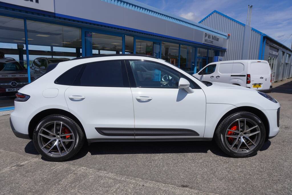 Porsche Macan 2.9T V6 S Pdk 4Wd Euro 6 Ss 5Dr, Read Descripti White #2