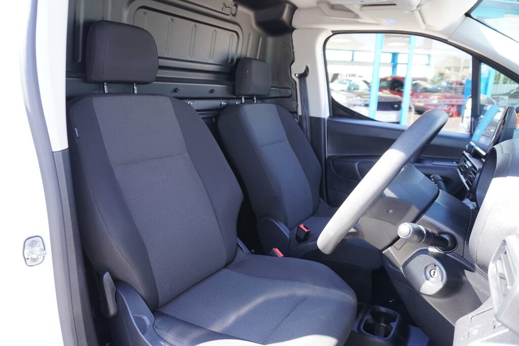 Vauxhall Combo 1.5 Turbo D 2300 Prime Panel Van Swb Euro 6 Ss White #6