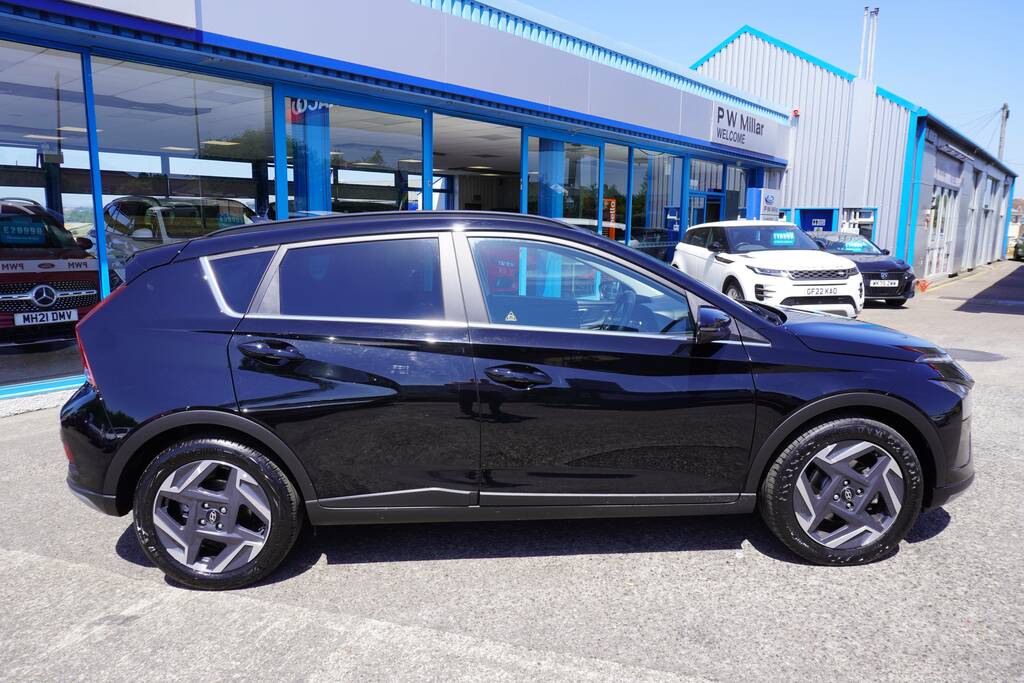 Hyundai Bayon 1.0 T-gdi Premium Dct Euro 6 Ss Black