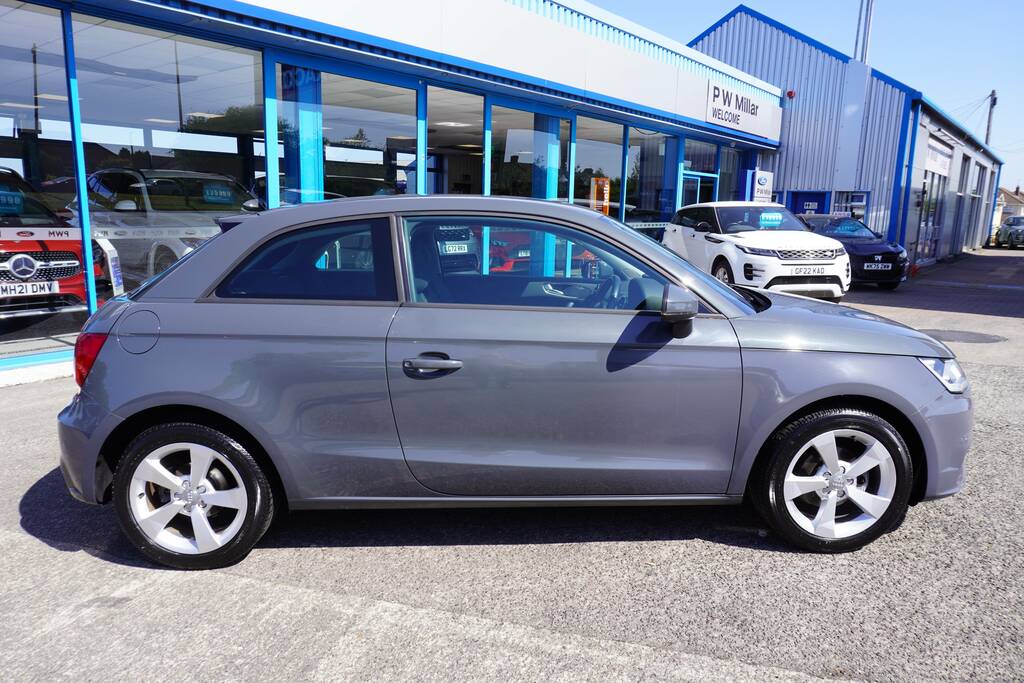 Audi A1 1.0 Tfsi Sport Euro 6 Ss Grey