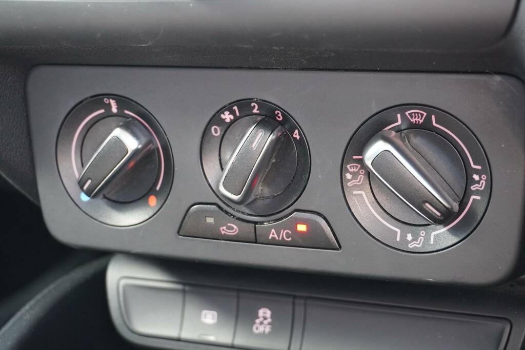Audi A1 1.0 Tfsi Sport Euro 6 Ss Grey #6