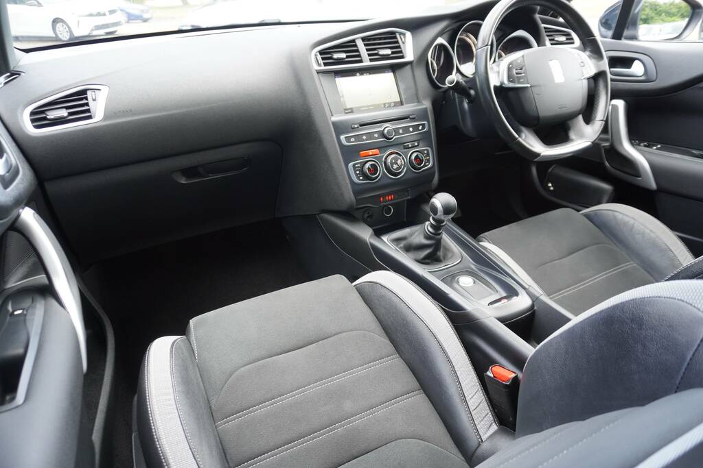 DS DS 4 Crossback 1.6 Blue Hdi Crossback Black 2016 #18