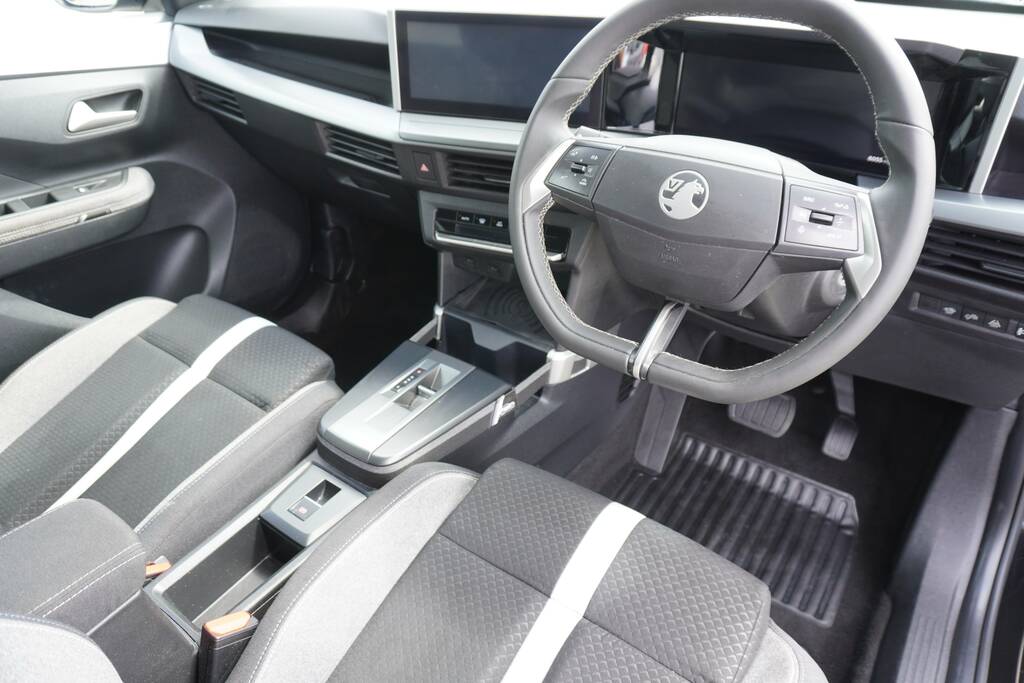 Vauxhall Frontera 44Kwh Gs Black #3