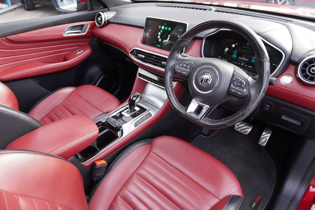 MG HS 1.5 T-gdi 16.6Kwh Exclusive Euro 6 Ss Red #4