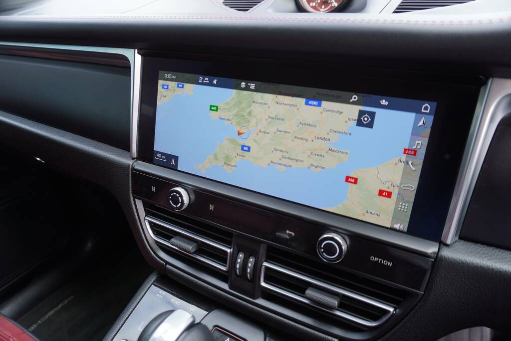 Porsche Macan 2.0T T Pdk 4Wd Euro 6 Ss Red #5