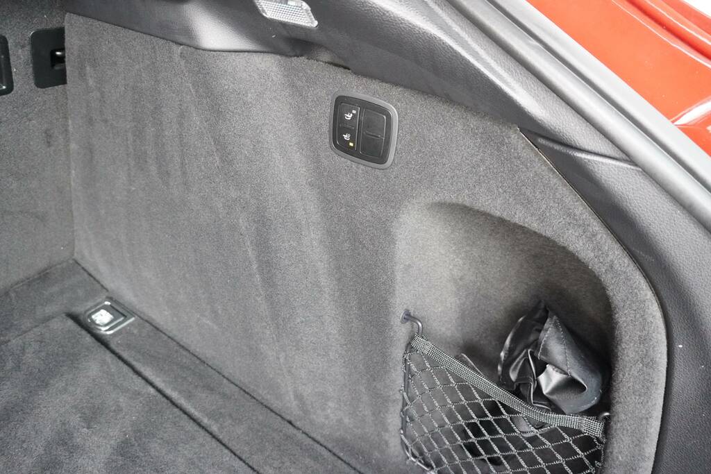 Porsche Macan Pdk Estate Black #21