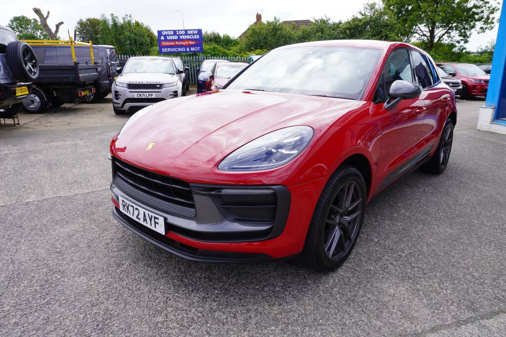 Porsche Macan Pdk Estate Black #29