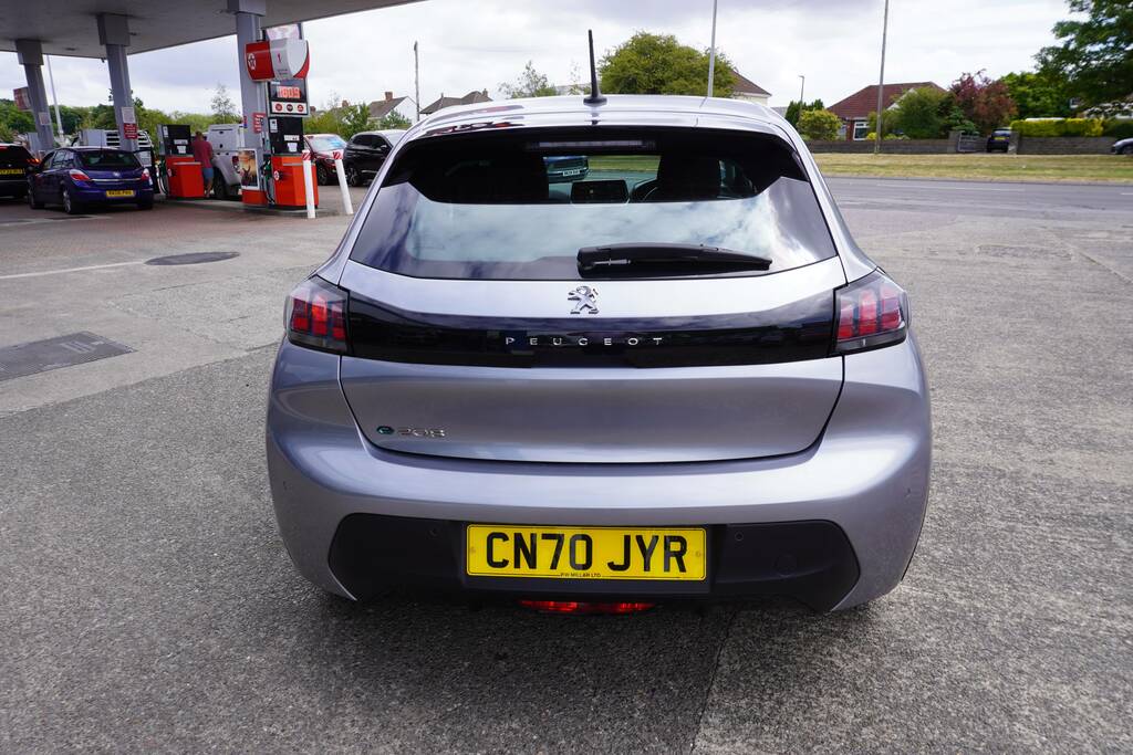 Peugeot e-208 50Kwh Gt Blue #12