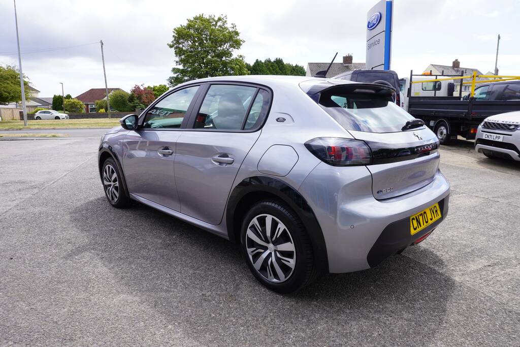 Peugeot e-208 50Kwh Gt Blue #15