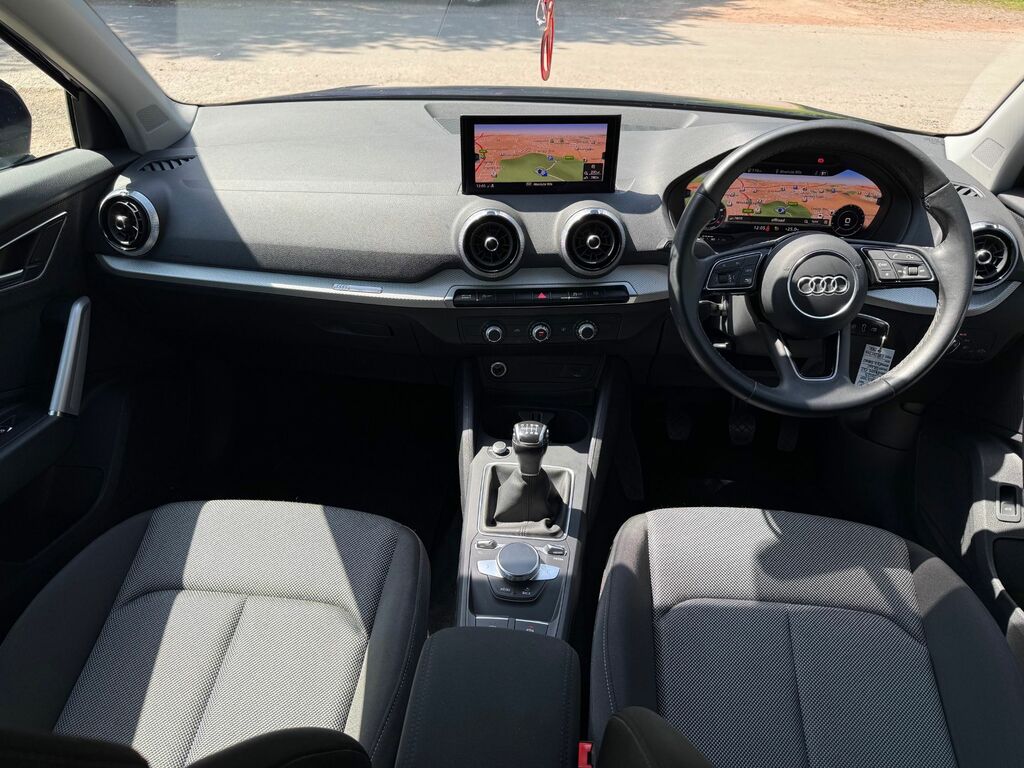 Audi Q2 Tfsi 30 Sport Suv VO23YOF Blue #3