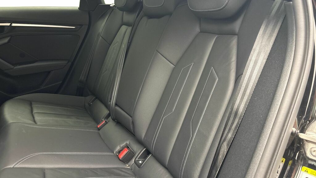 Audi A3 Tfsi 30 S Line AV24XKS Black #5