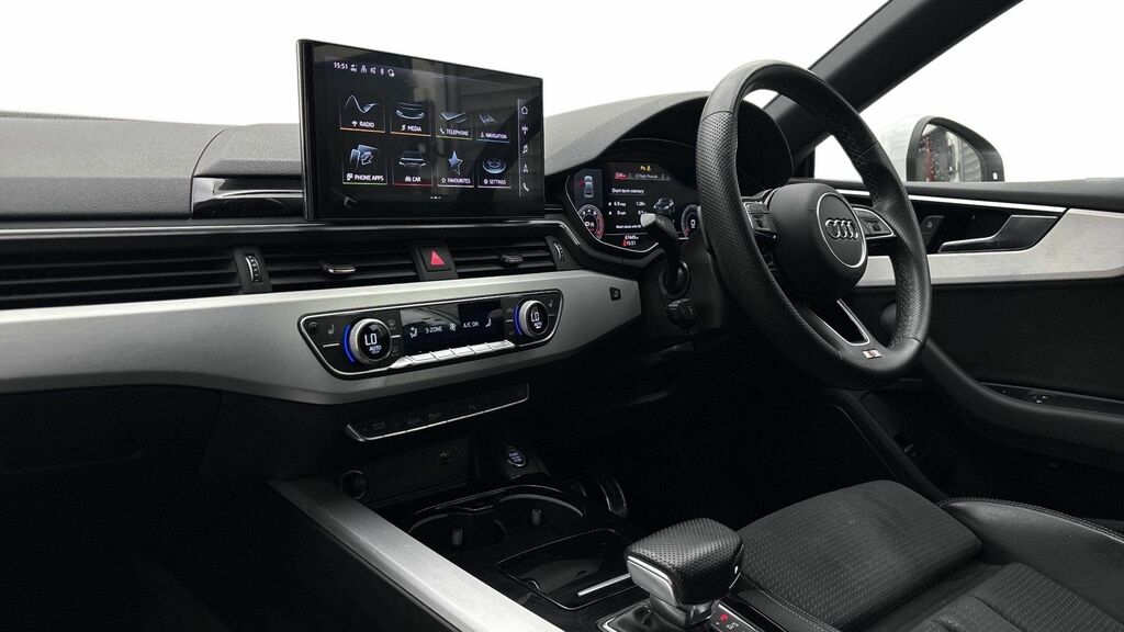 Audi A5 Tfsi 40 S Line White #4
